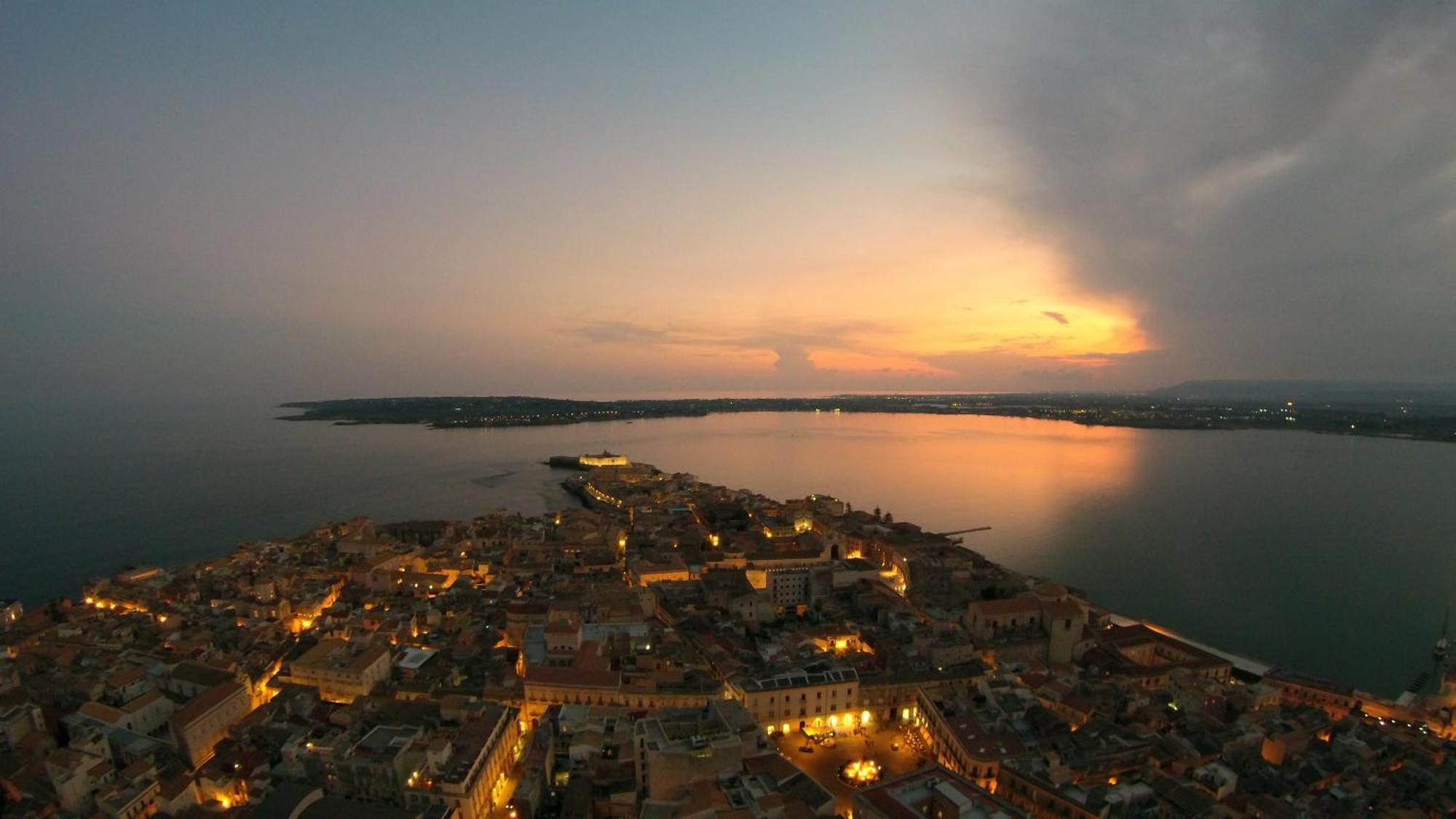 Balcony In Giudecca By Ortigia Apartments Syrakusa Exteriör bild